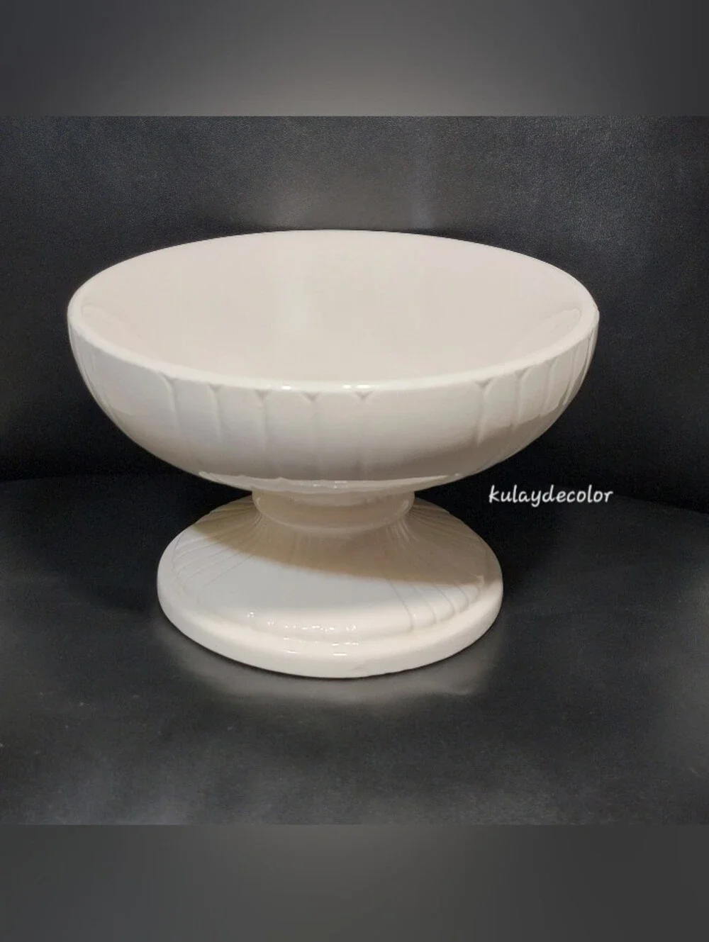 Vintage Arnart Sorrento Pedestal Bowl White Ceramic Centerpiece Compote 33/253